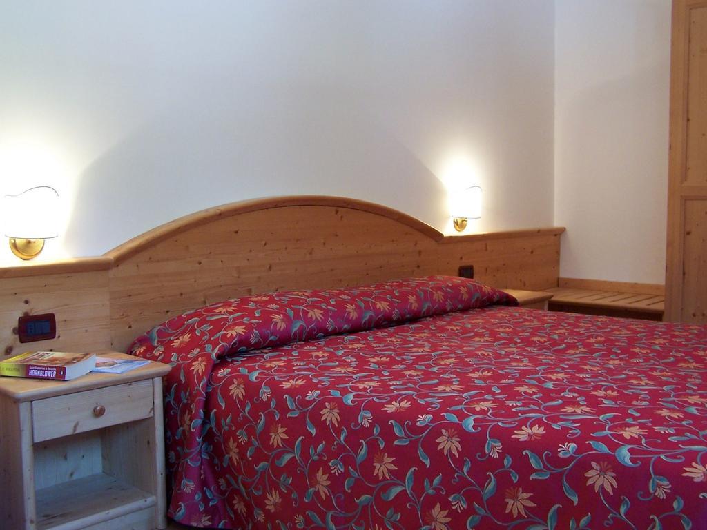 Aparthotel Tana Della Volpe Lavarone Esterno foto