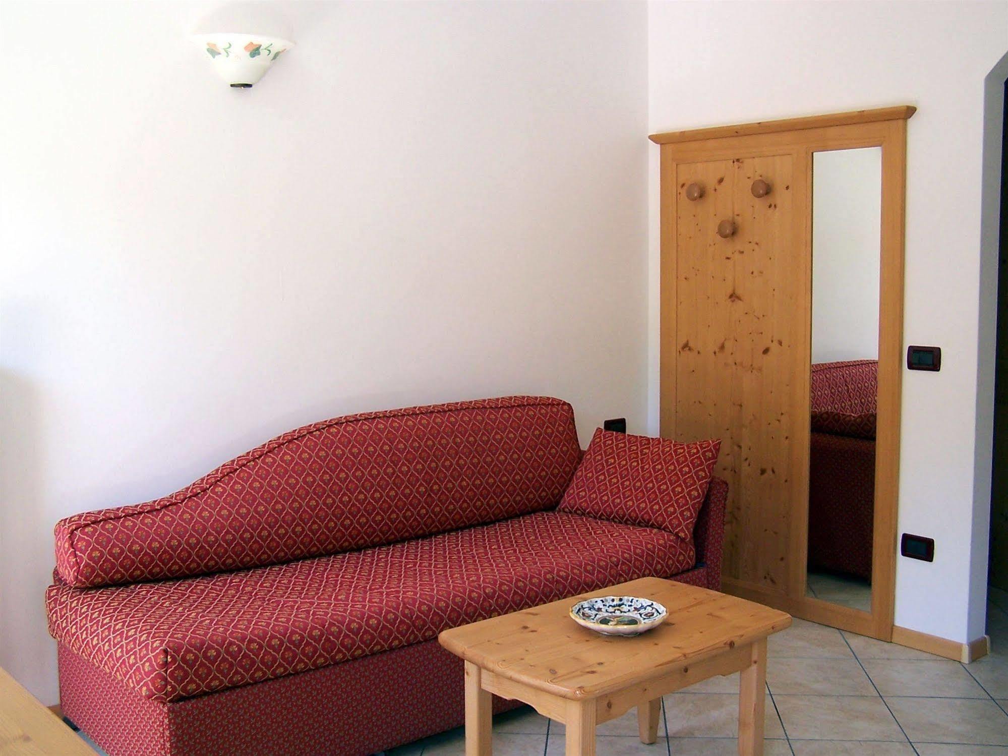 Aparthotel Tana Della Volpe Lavarone Esterno foto